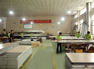 活動(dòng)隔斷生產(chǎn)車間